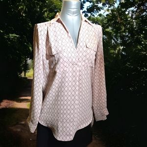 ANN TAYLOR | ✨ Black & White Geometric Patterned Blouse | NWOT ✨ size S